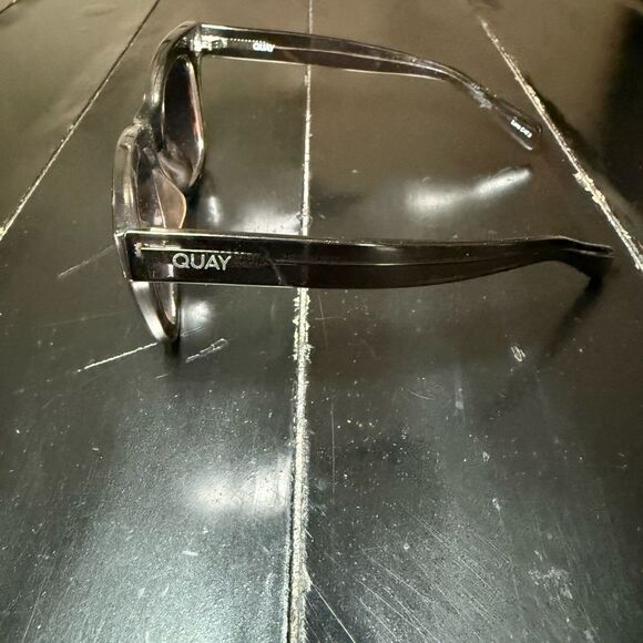 Quay After Hours 125 Sunglasses - Picture 6 of 6